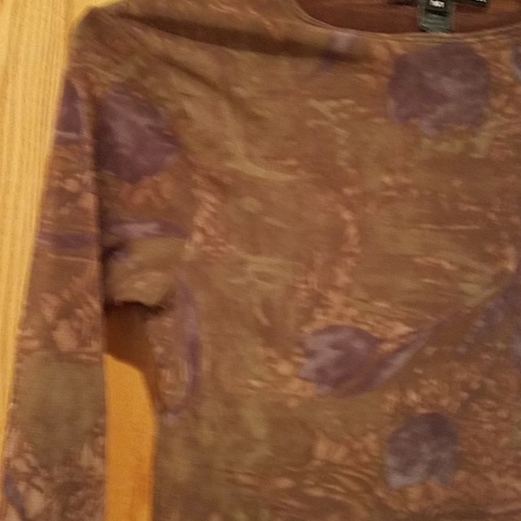 Weston Wear Top - Picture 2 of 3